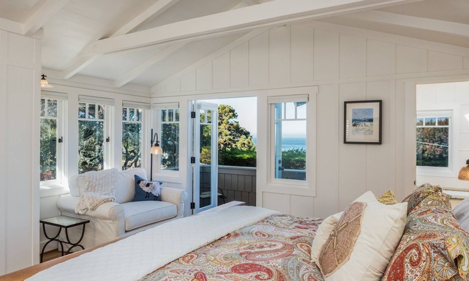 Northwest Carmel House | Ocean Tide - Beach House 3 BR Close to Pebble Gate