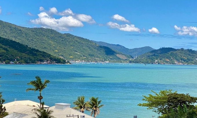 Sambaqui House | Ocean view/Sambaqui Holiday Home