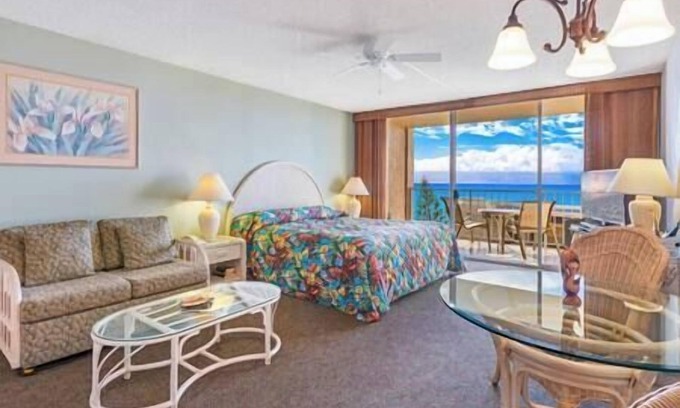 Kahana Apartment | Ocean view 10th floor studio @ oceanfront resort