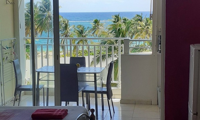 L'Autre-Bord Apartment | Ocean view, 2-minute walk to the beach