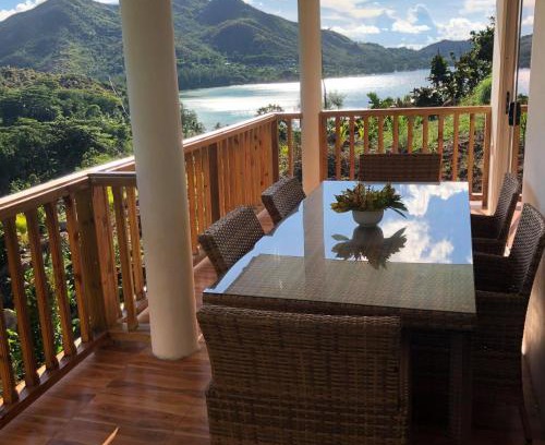 Anse Volbert Village Apartment | Ocean View Apartment