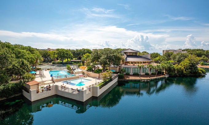 Folly Field Condo | Ocean View at Island Club