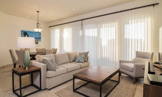 La Paz Condo | Ocean View Condo at Pool-Beach and Golf Resort with Concierge, Maids and Chef - Meal Services