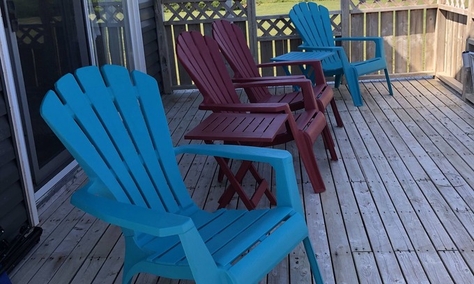 Savage Harbour Cottage | Ocean View - Cozy 1br + Den -Cute as a Button!