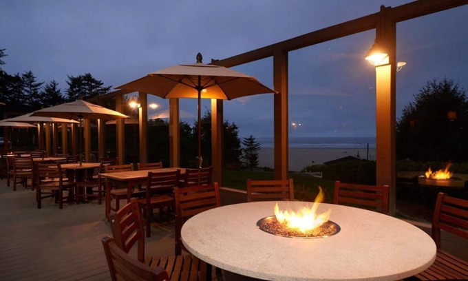 Newport Hotel | Ocean View Family-Friendly Room: Close to Yaquina Bay Lighthouse