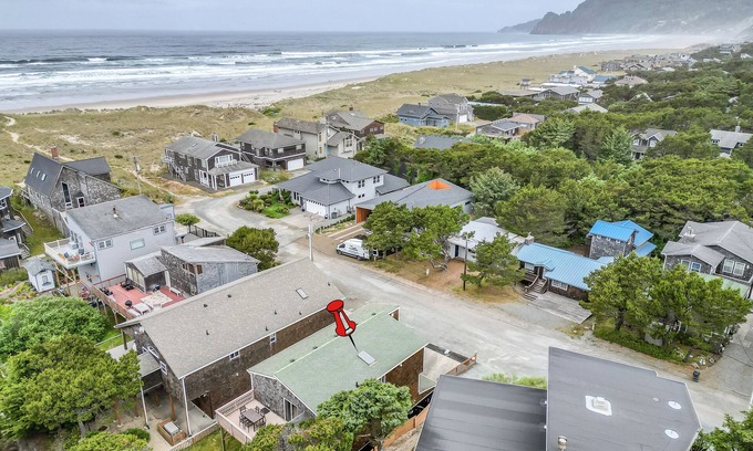 Manzanita House | Ocean View Manzanita Home, Half Block To Beach