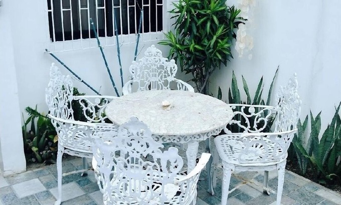 Puerto Galera Apartment | Ocean View Paradise in Puerto Galera