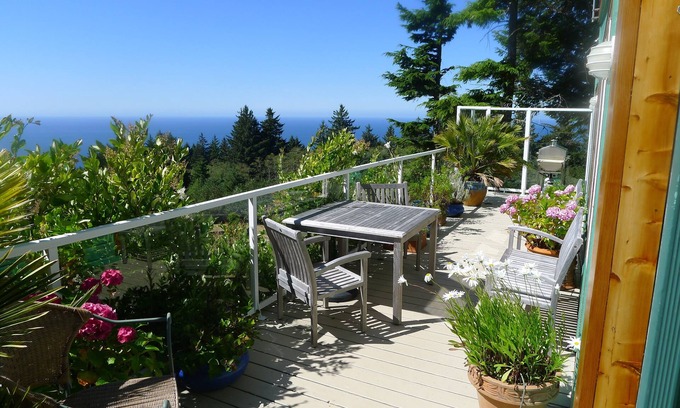 Florence Cottage | Ocean View Retreat, Florence/Yachats, OR