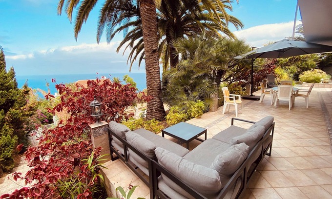 Santa Ursula Apartment | Ocean views in an oasis of lush vegetation. Jacuzzi and peace and quiet