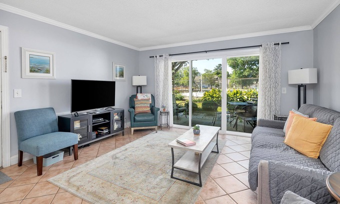 Demere Park Condo | Ocean Walk P-13, 1 bed/1 bath pup friendly- Ground level