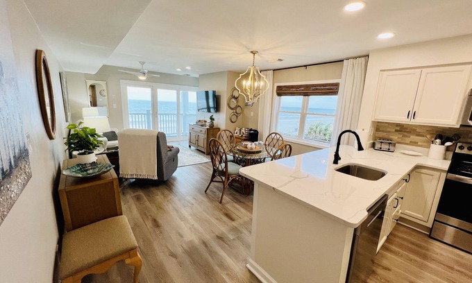 Surfside Beach Condo | OCEANFRONT 2 BD, 2.5 BTH in SURFSIDE!