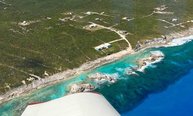 Deadmans Cay Villa | Oceanfront 2 bed 2 bath Villa with the most Amazing View!
