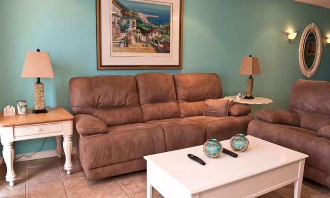 Downtown Historic District Condo | Oceanfront 2 Bedroom Townhouse Summerhouse Unit 457