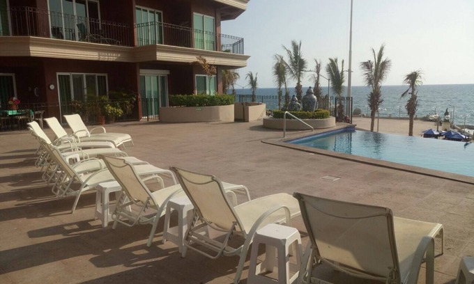 Balcones de Loma Linda Condo | Oceanfront, 3 Bedroom, 2800 Square Foot, top floor Condo In Historical Mazatlan