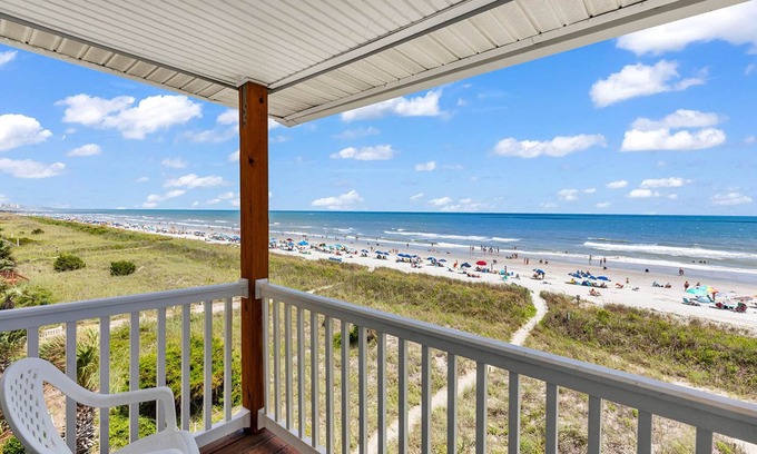 Ash Condo | Oceanfront Corner Unit with Pool & Direct Beach Access