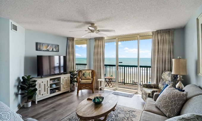 Ash Condo | OCEANFRONT Clean Updated Condo in Ashworth in OD