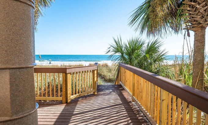 Crescent Beach Condo | Oceanfront condo w/balcony & pools