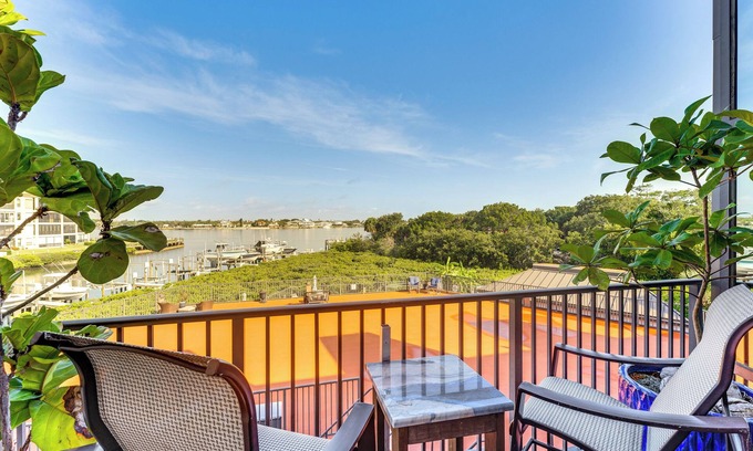 Bouchelles Island Condo | Oceanfront Condo w/Views 1 Mi to New Smyrna Beach