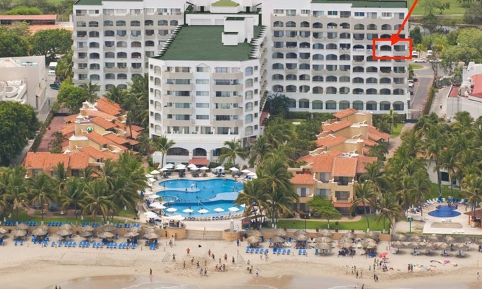 Ixtapa Condo | Oceanfront Condo 501- 2 Bedrooms, 2 Bath (Sleeps 2-6)