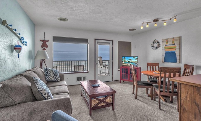 Newport Condo | Oceanfront Condo Amazing Views, Charming Nautical Theme, Covered Deck