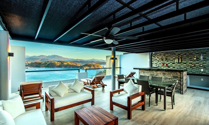 Santa Maria Huatulco Condo | Oceanfront Condo + Rooftop Bar & Beach Access