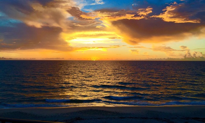Central Beach Condo | Oceanfront Condo With Incredible Views