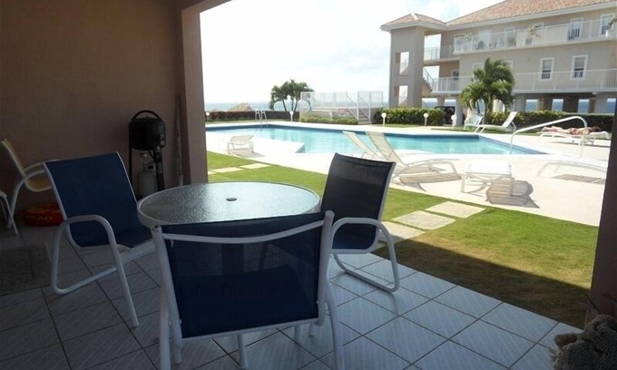 Northwest Point Condo | Oceanfront Diver's paradise! First Floor Ocean Front Condo. Great Location!