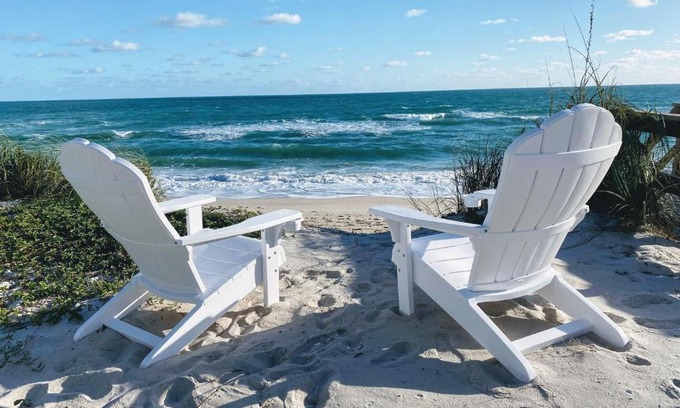 Floridana Beach House | Oceanfront Elegance - Luxurious 6BR Beach House with Hot tub & spacious Balcony and Breathtaking Views!