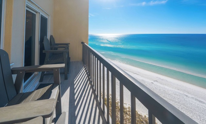 Sunnyside Condo | Oceanfront-fully renovated~next to 30A in gated community of Carillon