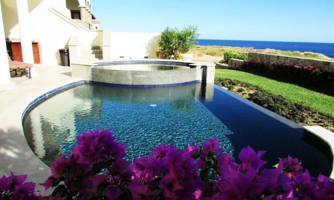Cabo San Lucas House | OCEANFRONT golf villa