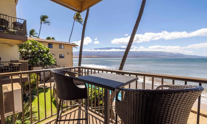 Maalaea Condo | Oceanfront HK-B7 - Maui Condo on the Beautiful Serene Beach of Ma’alaea Bay