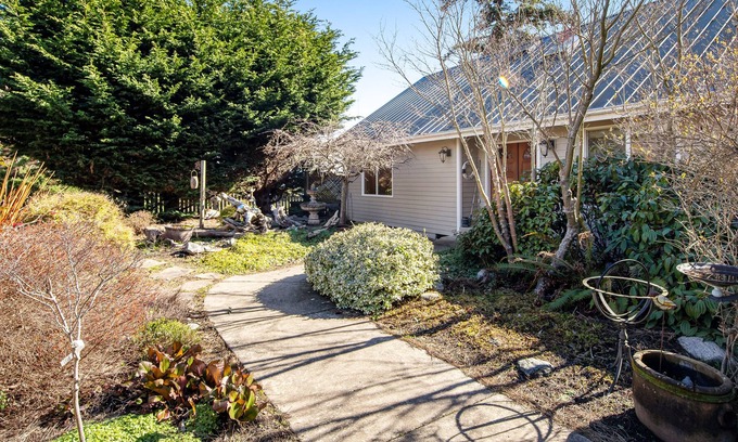 Oak Harbor House | Oceanfront Home with Gorgeous Views, Easy Beach Access, Peaceful Location
