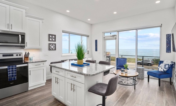 Flagler Beach Apartment | Oceanfront Luxury 2-Bedroom in Flagler Beach