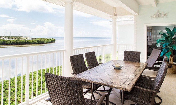Key West Condo | Oceanfront Marina Condo With All Luxuries