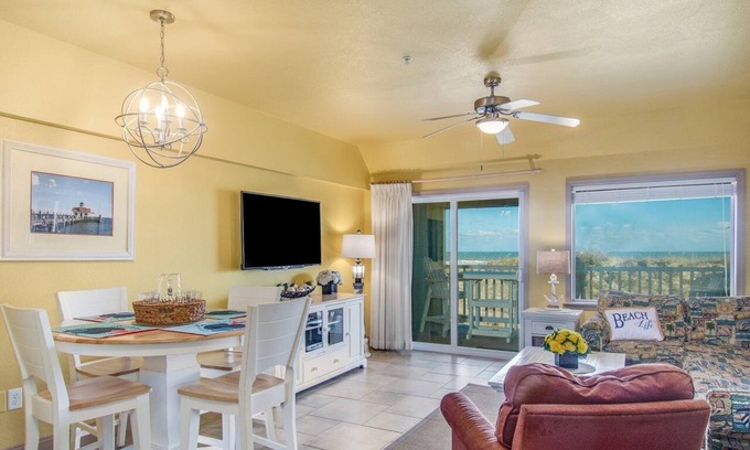 Kill Devil Hills Condo | OCEANFRONT OASIS - perfect pet friendly OBX getaway