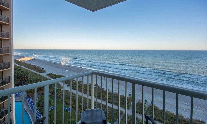Myrtle Beach Apartment | Oceanfront Oasis In The Heart Of Myrtle Beach