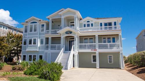 Carolina Dunes House | OCEANFRONT, Ocean Views, Pool, ELEV, H Tub, Dogs Welcome, CD1, A Great Place