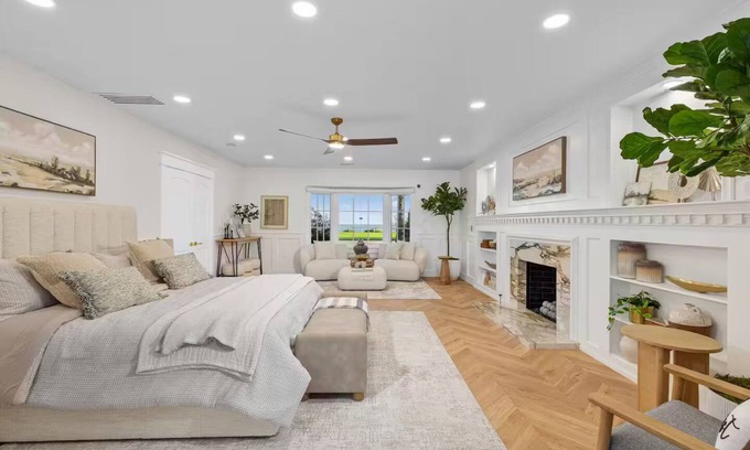 Harbor House | Oceanfront Opulence: Luxurious Retreat near in Long Beach 5beds/5baths Home