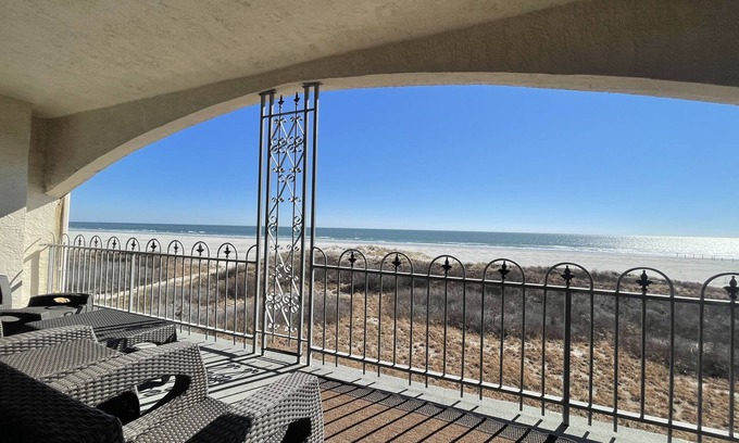 Diamond Beach Condo | Oceanfront paradise - private balcony on the beach