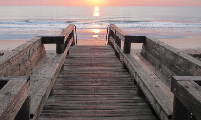 Ormond Beach Plaza House | Oceanfront Retreat - Family Beach Getaway! Perfect Location for Sun & Fun!