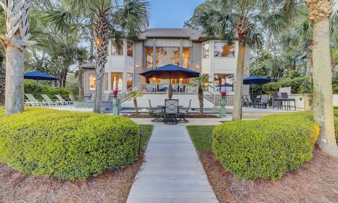 South Beach House | Oceanfront Six Bedroom Spacious Home w/Private Pool - Located in Sea Pines!