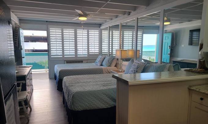 Bid-a-wee Beach Condo | Oceanfront Sunset Viewsn