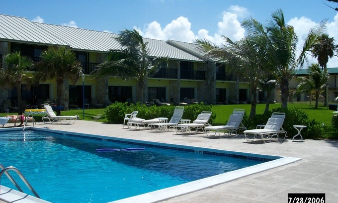 Bahamas Terrace House | Oceanfront two story townhome on the ocean