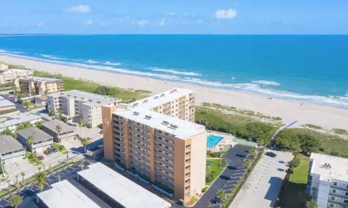 Port Canaveral Condo | Oceanfront walkout stunning condo!