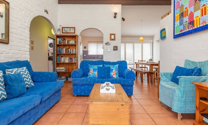 Boomerang Beach Apartment | Oceanside 20 - Sapphire