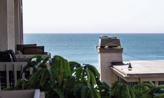Townsite Condo | Oceanside Beach Condos