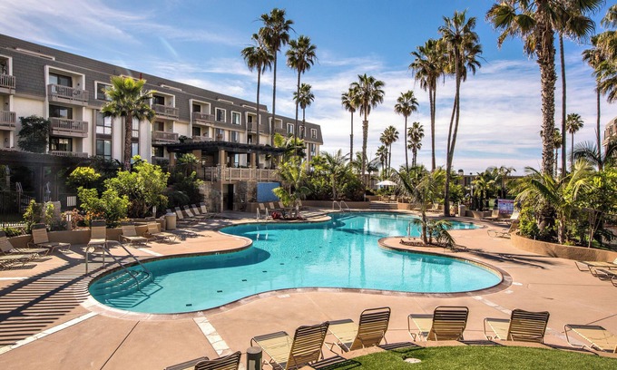 Townsite Condo | Oceanside Beach Condos