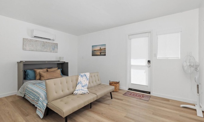 East Side Capistrano Cottage | Oceanside Coastal Cottage Nestled On A Quiet Street