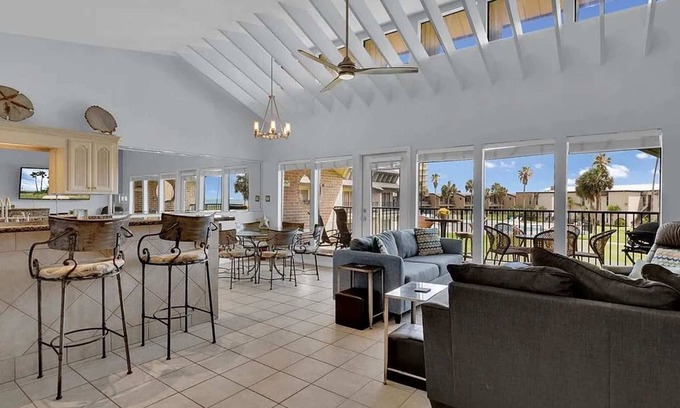 South Padre Island Condo | Oceanside Getaway, Shared Pool and Beach Access