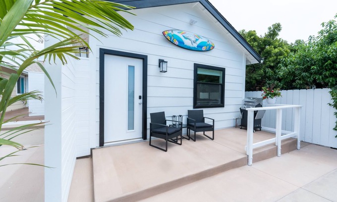 Loma Alta Cottage | OCEANSIDE HAPPY HULA RETREATnNew build - 1bed/1bath located 1.5 miles from Pier!